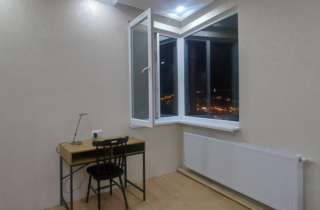 Apartamento Cozy House IV Tiflis Exterior foto